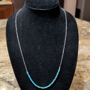 Chic Silver Necklace with Turquoise Accents
